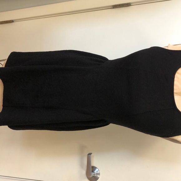 BLACK A LINE DRESS SIZE SMALL - Picture 2 of 5